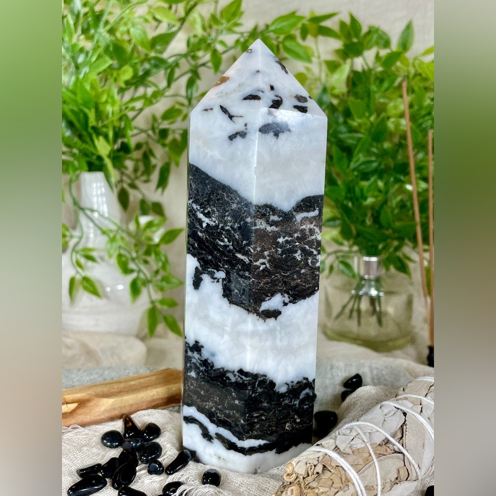 2355 Zebra Jasper Crystal Tower - Picture 7 of 13